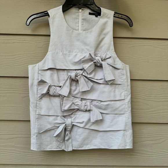 TIBI
BOW DETAILS STRIPES SLEEVELESS TOP - Picture 3 of 10